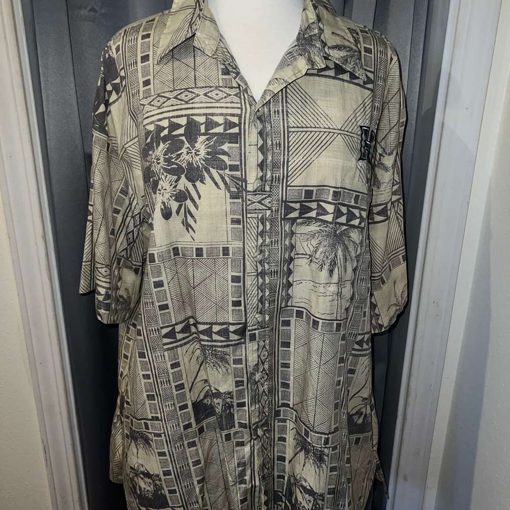 Tori Richard Black and Cream Casual Aloha Shirt